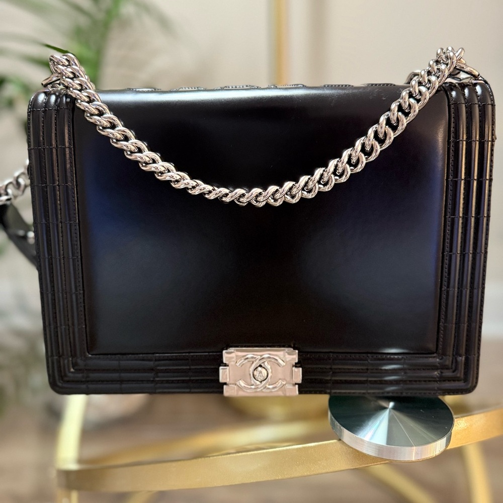 Chanel
Chanel Black Glazed Leather Large Boy Flap Bag
